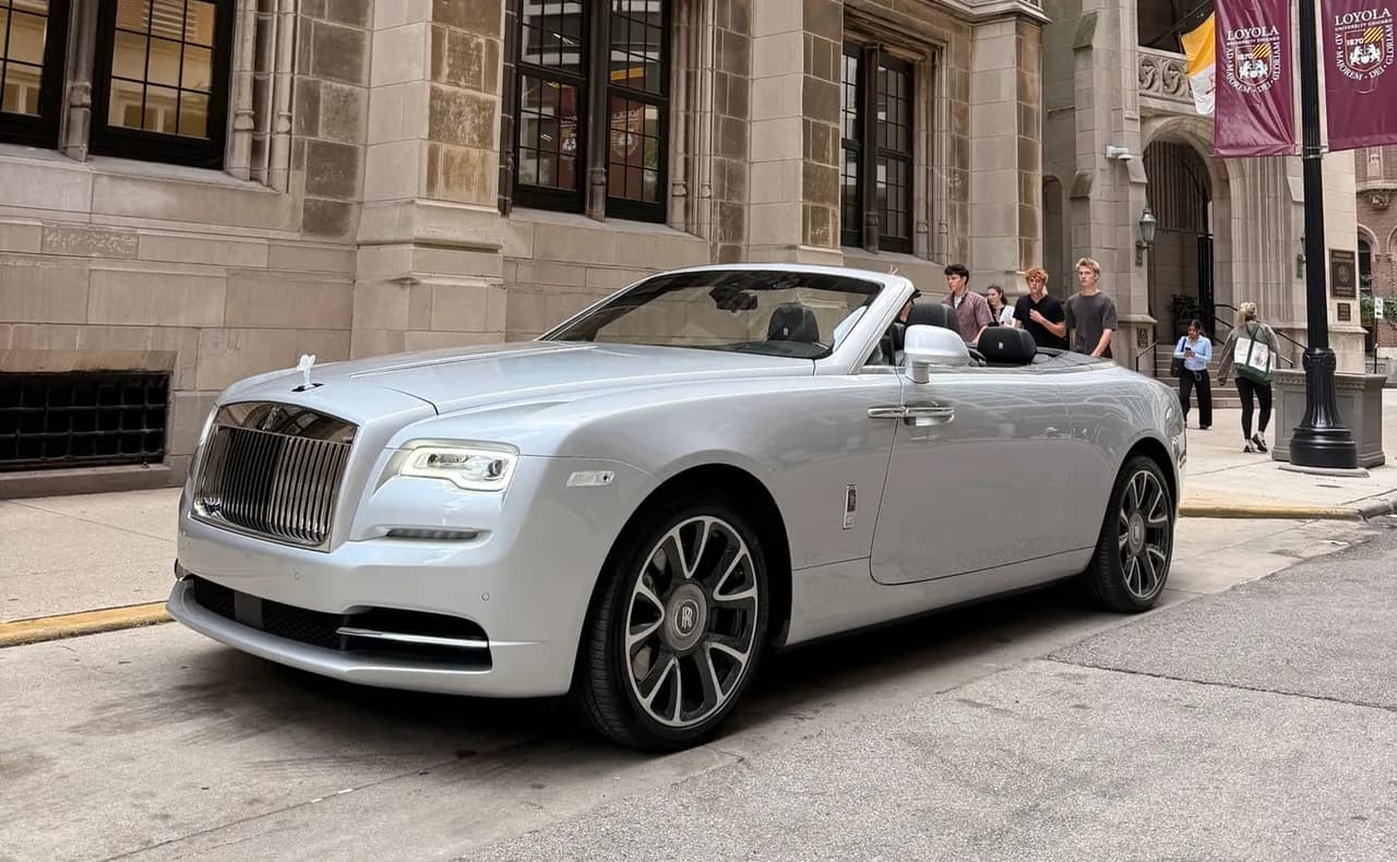 Rolls-Royce Dawn finished in silver, take 2 Rolls-Royce Dawn finished in silver, take 2