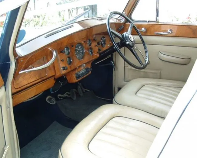 Blue Baron - Rolls Royce Silver Wraith Hire