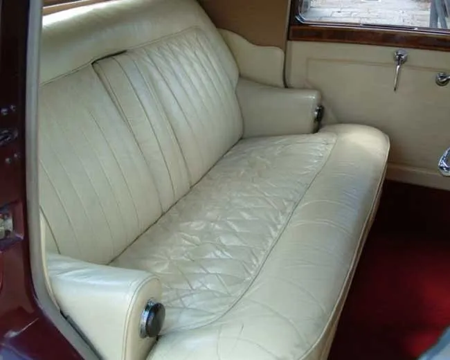 Regal Lady - Rolls Royce Silver Dawn Hire