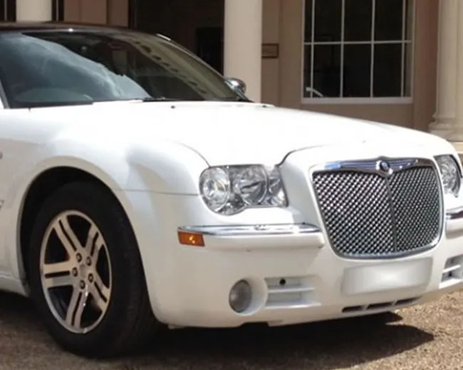 Chrysler 300C Baby Bentley Hire Chrysler 300C Baby Bentley Hire