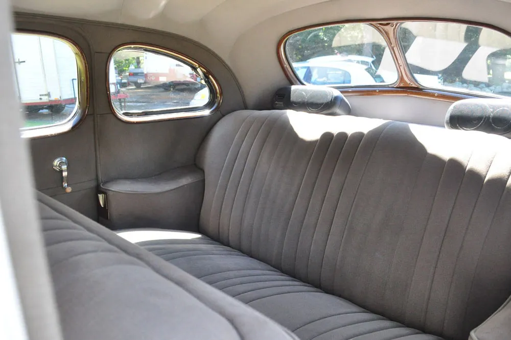 1939 Packard, photo 6 for wedding car rental in New York 1939 Packard, photo 6 for wedding car rental in New York