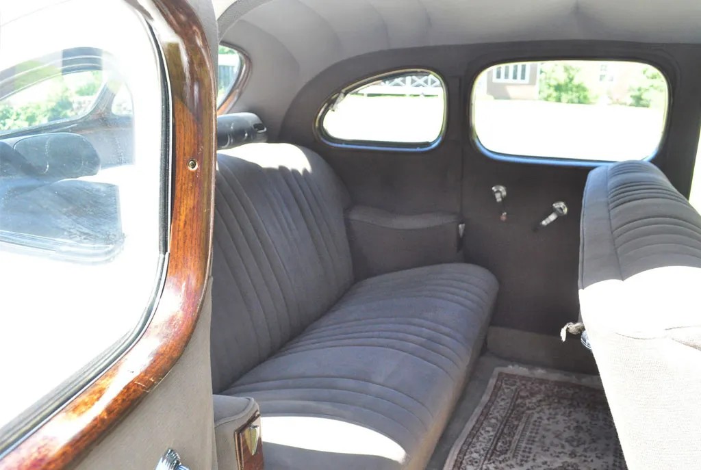 1939 Packard interior, photo 7 for wedding car rental in Windsor, CT