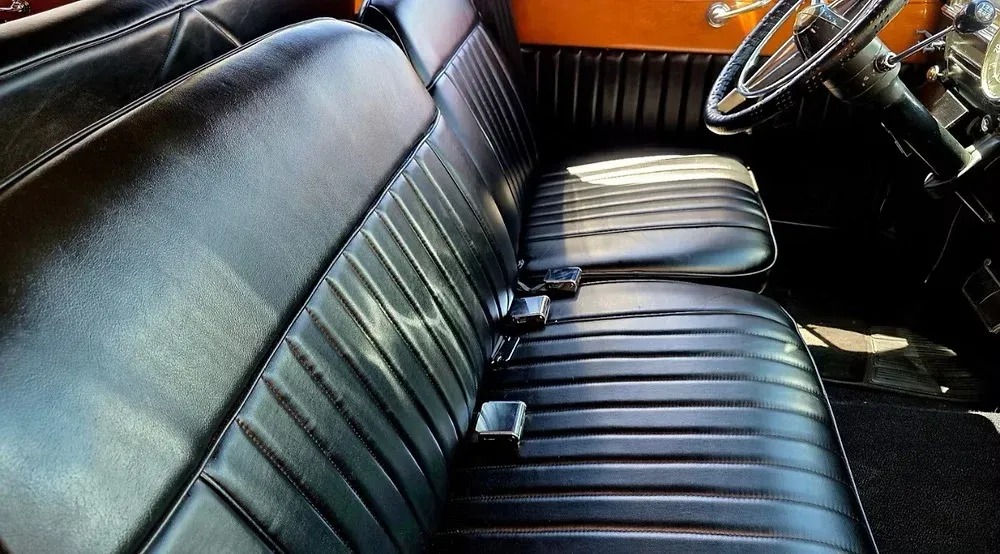 White 1946 Cadillac Airport Limousine, photo 3 for wedding limo rental White 1946 Cadillac Airport Limousine, photo 3 for wedding limo rental