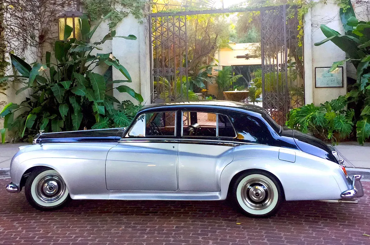 Silver 1957 Bentley SI, photo 2 for wedding car rental in Nevada