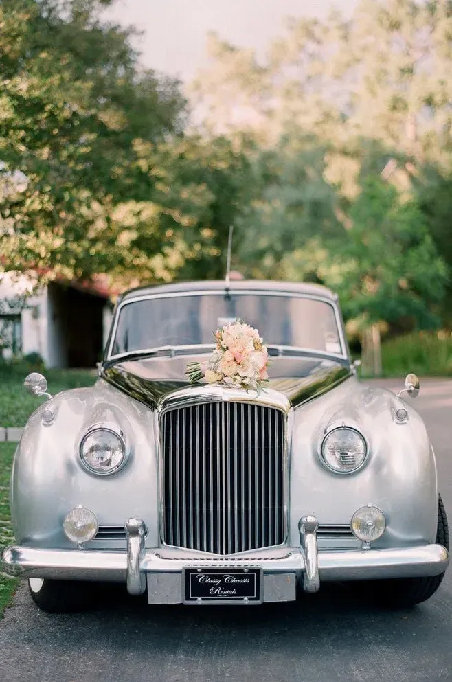 Silver 1957 Bentley SI, photo 6 for wedding car rental in Nevada