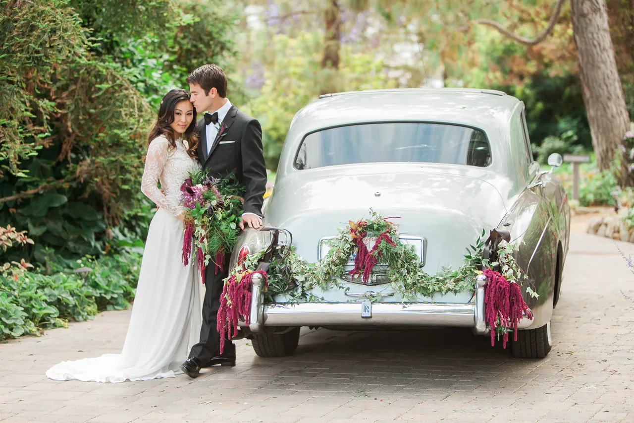 1958 Silver Rolls-Royce Silver Cloud I exterior, photo 6 for wedding car rental in Winnetka, CA