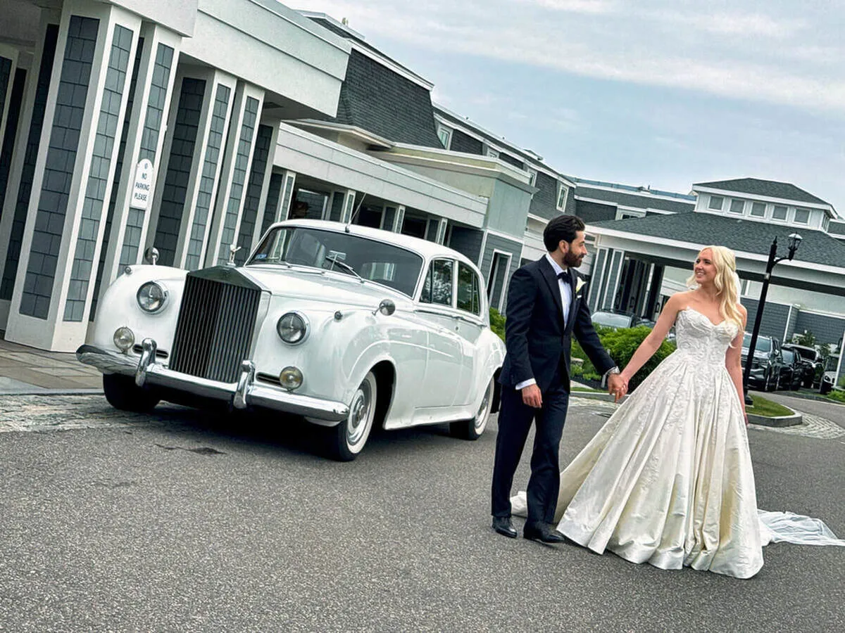 1961 Rolls-Royce Silver Cloud exterior for wedding car rental in East Granby, CT