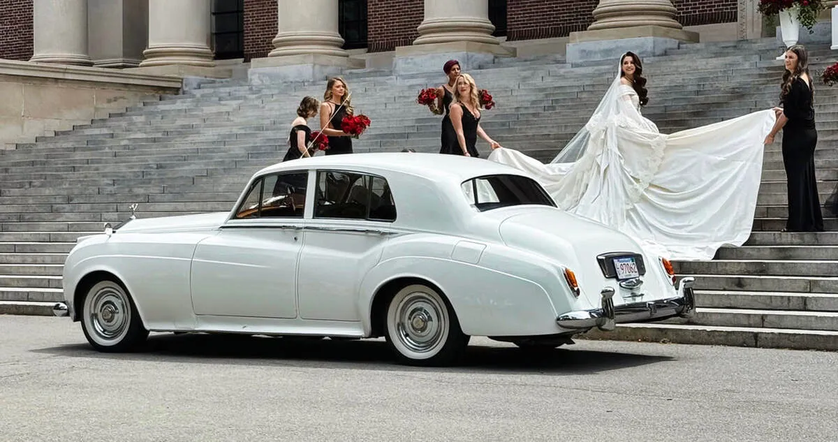 1961 Rolls-Royce Silver Cloud for wedding car rental in East Granby, CT