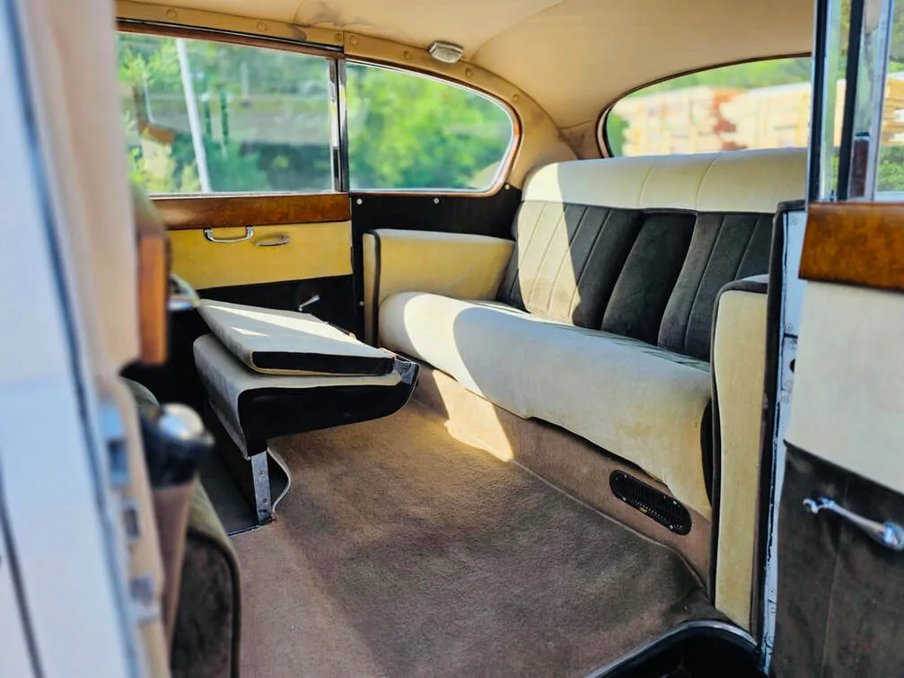 1962 Rolls-Royce Austin Princess Stretch Limousine interior, photo 7 for wedding car rental in Windsor, CT
