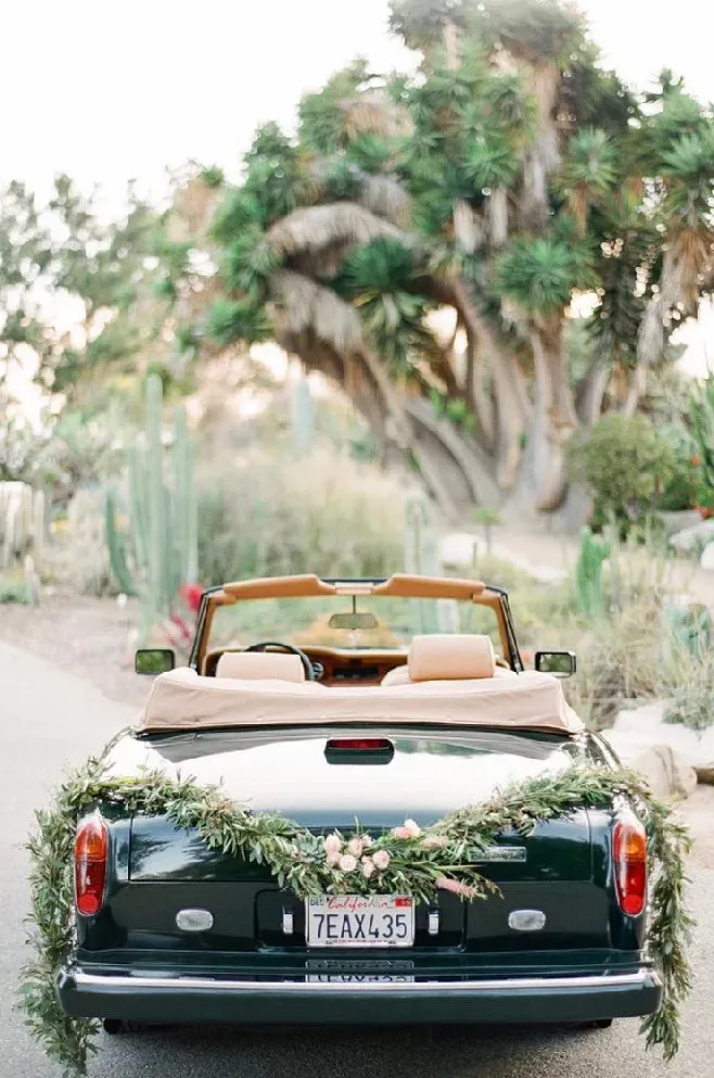 Green 1983 Rolls Royce Corniche Convertible, photo 6 for wedding car rental in California