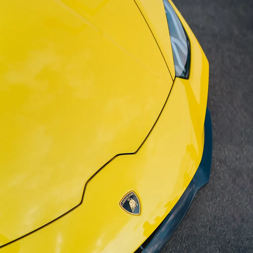 2022 Lamborghini Huracan EVO Giallo Orion finished in gold, take 10