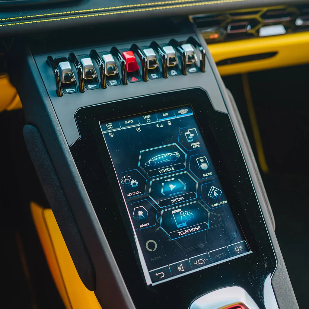 2022 Lamborghini Huracan EVO Giallo Orion finished in gold, take 5