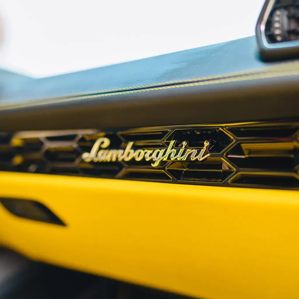 2022 Lamborghini Huracan EVO Giallo Orion finished in gold, take 6