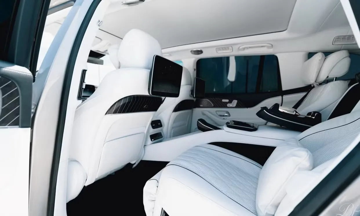 2025 Maybach GLS 600 - Mercedes-Benz, photo 4 for wedding car rental in Sun Valley, CA