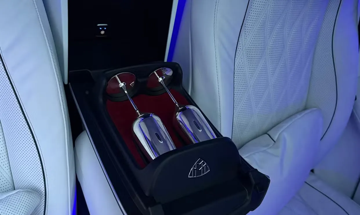 2025 Maybach GLS 600 - Mercedes-Benz, photo 9 for wedding car rental in Sun Valley, CA