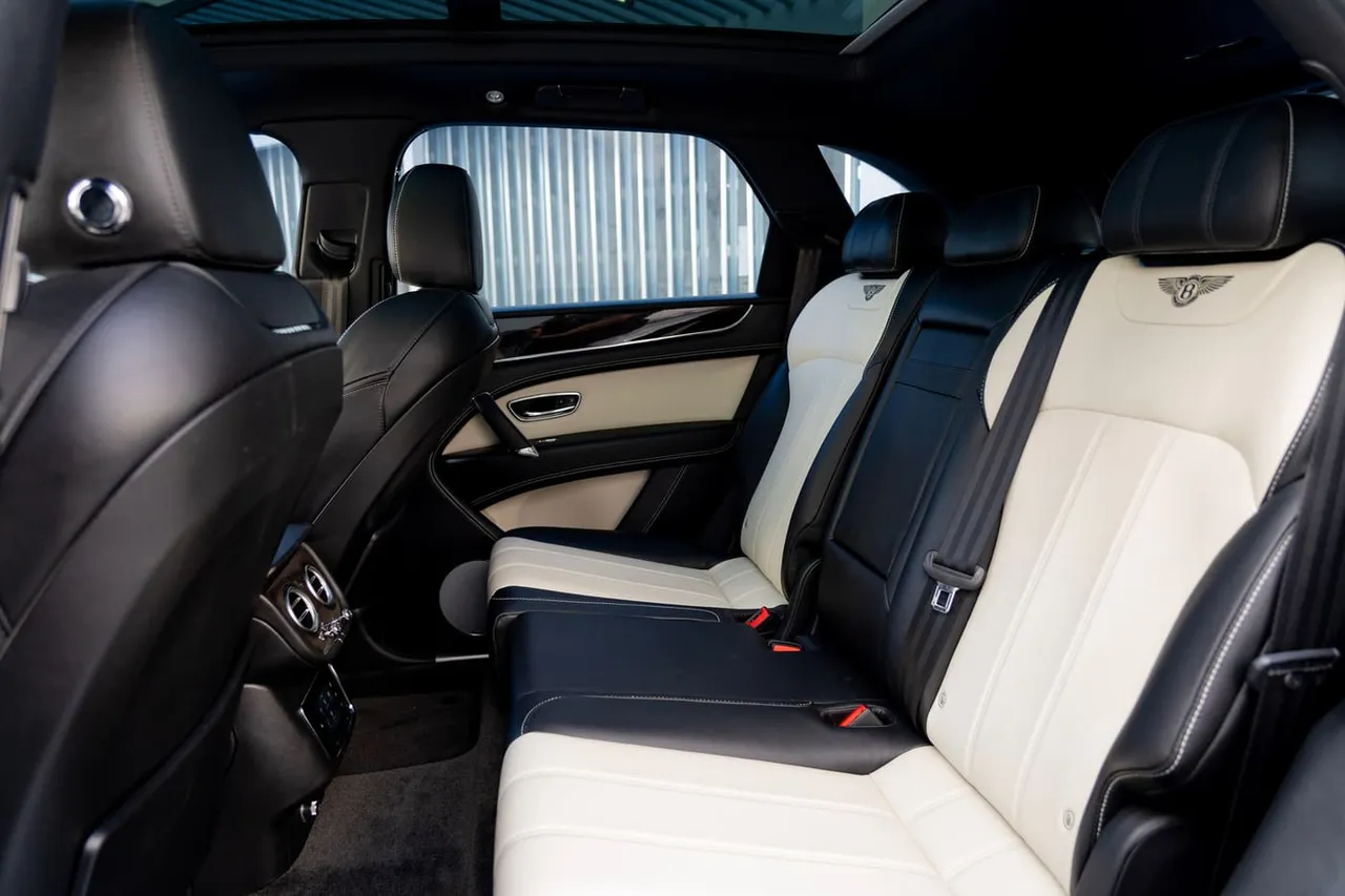 Bentley Bentayga finished in black, take 9 Bentley Bentayga finished in black, take 9