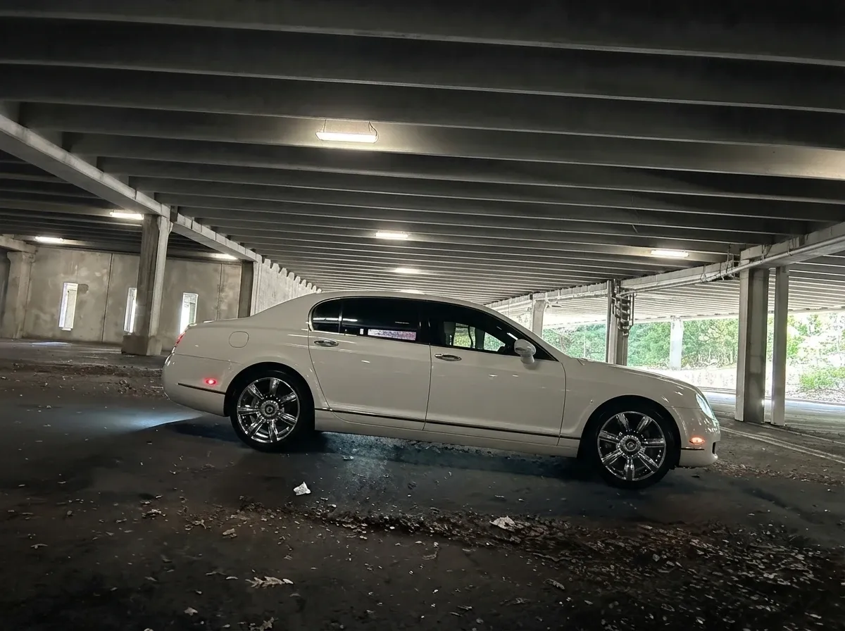 Bentley Continental Flying Spur finished in white, take 5