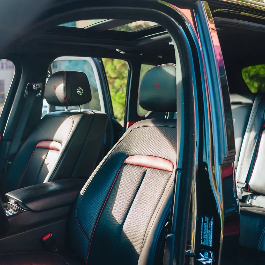 Black Badge Rolls-Royce Cullinan Diamond Xirralic, photo 5 for wedding car rental in Rockville, MD