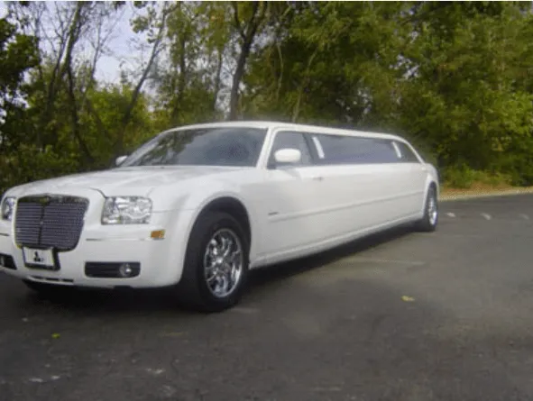 C300 Limousine finished in white, outer view; tinted windows visible