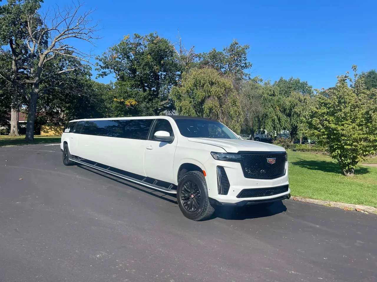 Cadillac Escalade Stretch Limousine Cadillac Escalade Stretch Limousine for wedding car rental