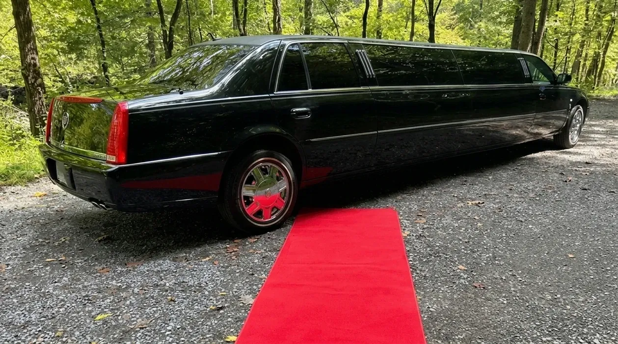 Cadillac Stretch Limousine Cadillac Stretch Limousine, bookable now