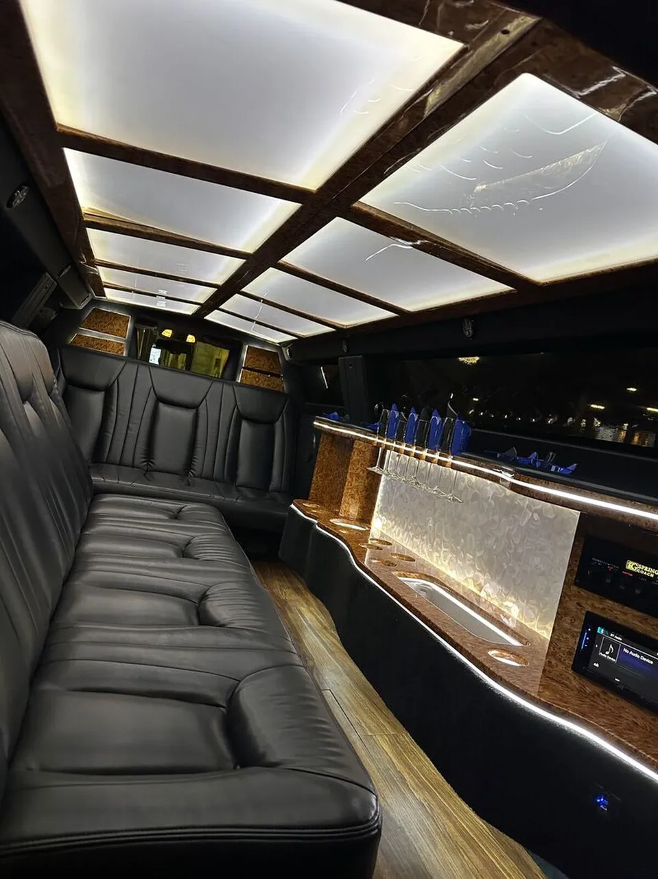Chrysler 300 interior for wedding car rental