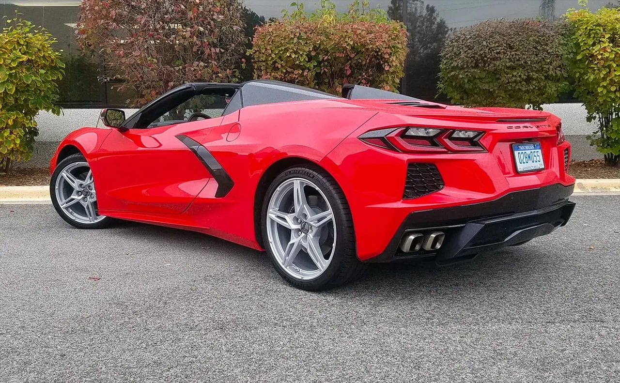 Corvette Convertible finished in red, take 2