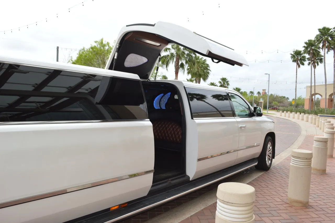 Black Escalade Limousines, photo 7 for wedding car rental
