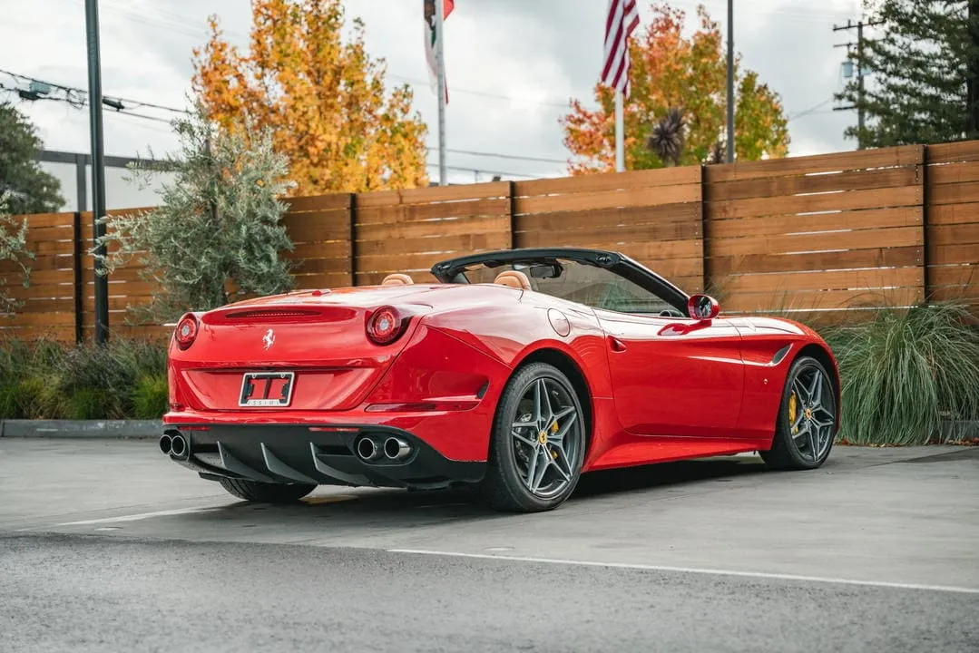 Ferrari California T finished in red, take 6 Ferrari California T finished in red, take 6