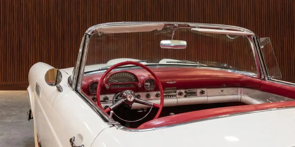 White Ford Thunderbird, photo 4 for wedding car rental in Dover, DE