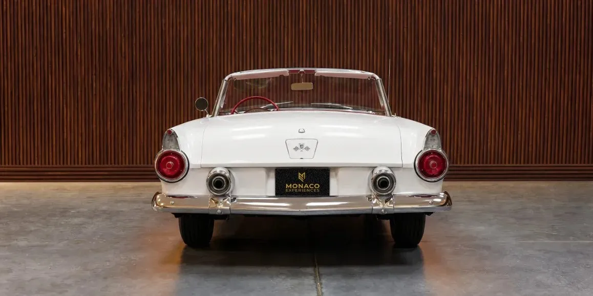 White Ford Thunderbird, photo 5 for wedding car rental in Dover, DE