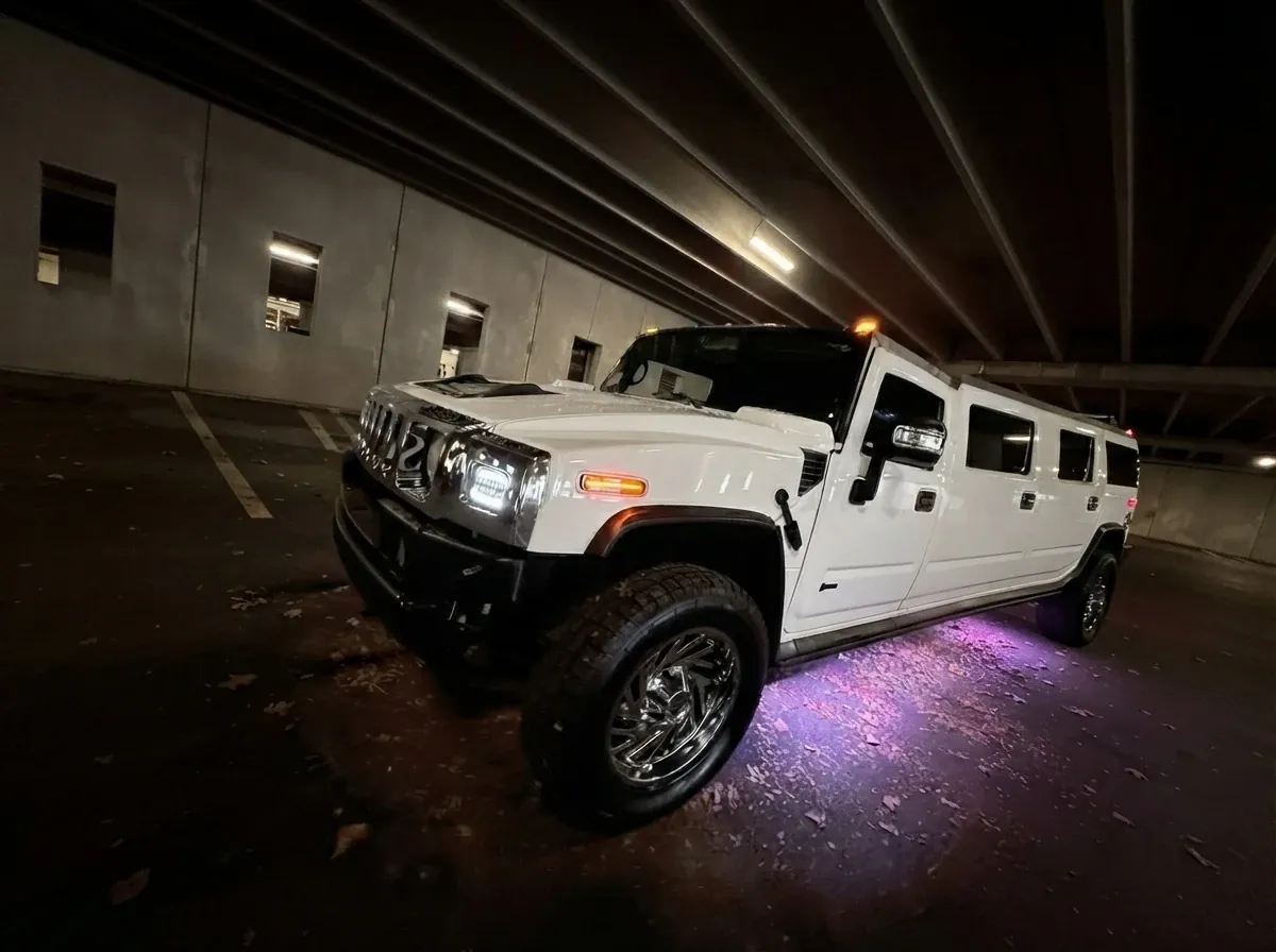 H2 Hummer finished in white, take 7