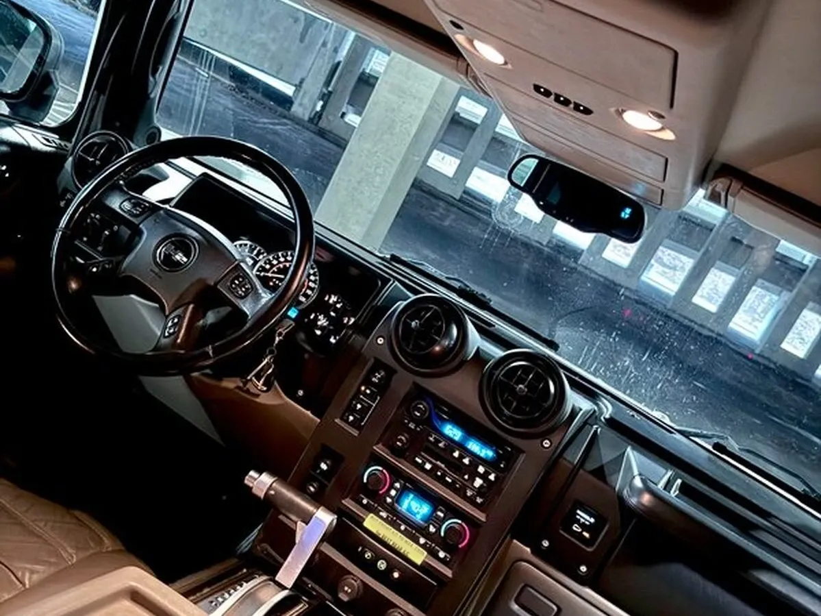 H2 Hummer finished in white, take 3