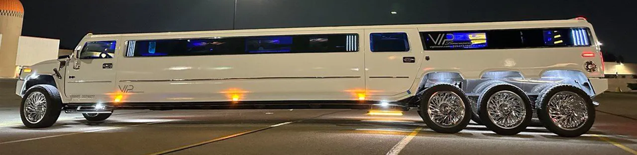 Hummer H2 Triple Axle White Hummer H2 Triple Axle White, bookable now