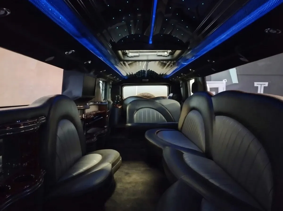 Hummer Limousine finished in black, take 4
