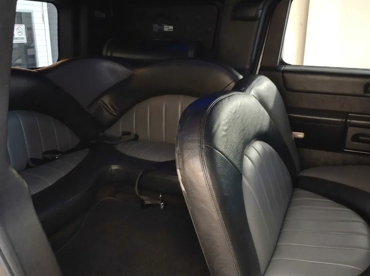Hummer Limousine finished in black, take 8