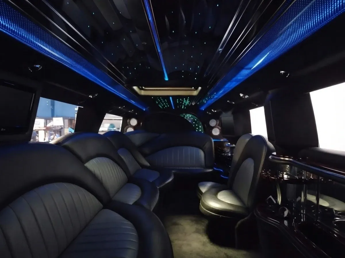 Hummer Limousine finished in black, take 12