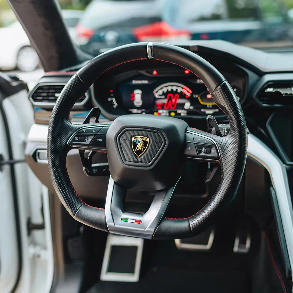 Lamborghini Urus Ibis White, photo 9 for wedding car rental in Rockville, MD