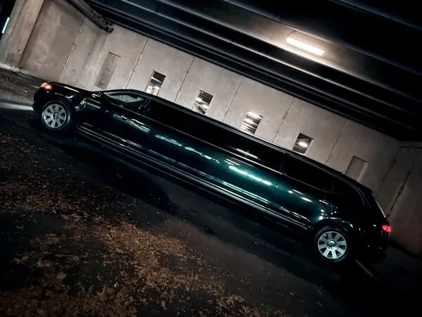 Lincoln MKT Limousine Lincoln MKT Limousine finished in black, bookable now