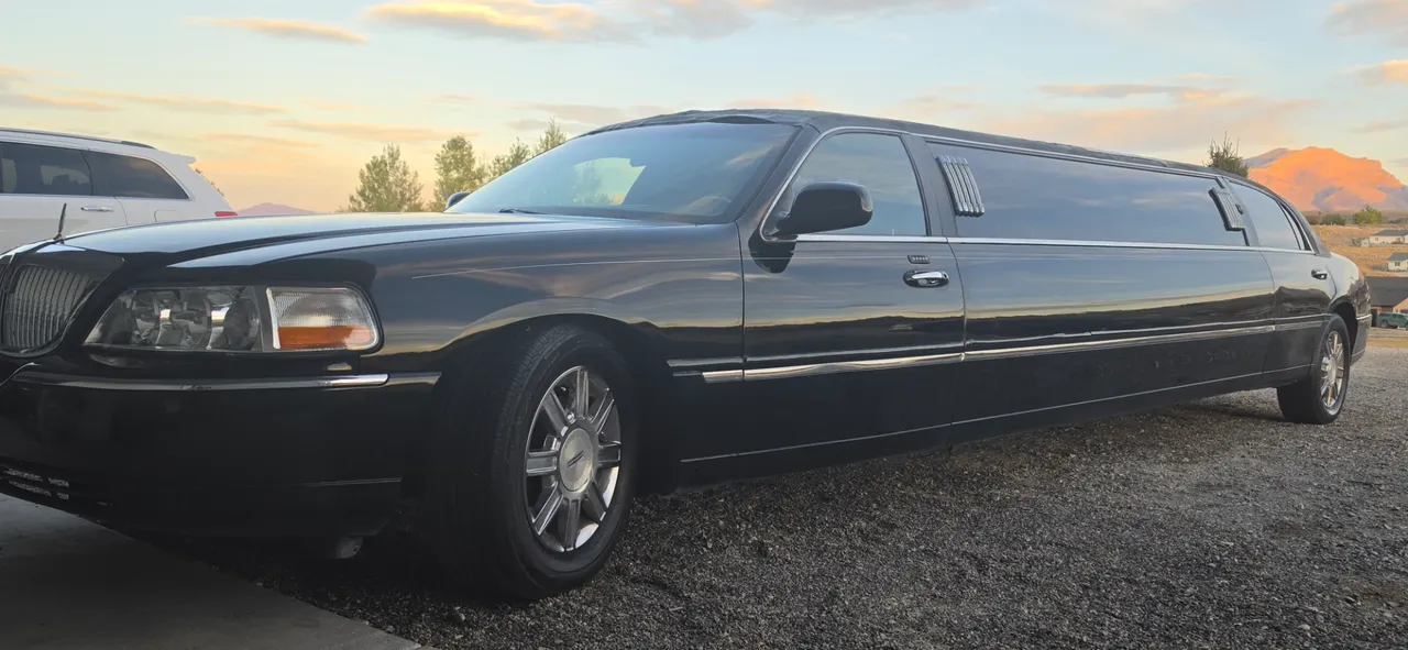 Lincoln Town Car Limousine finished in black, take 3