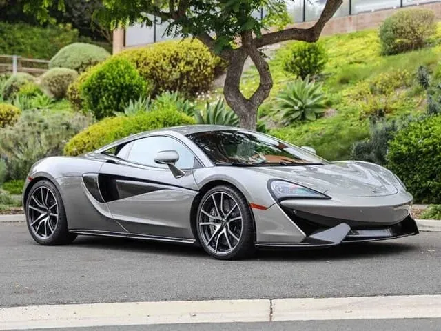 McLaren 570S finished in silver, take 6