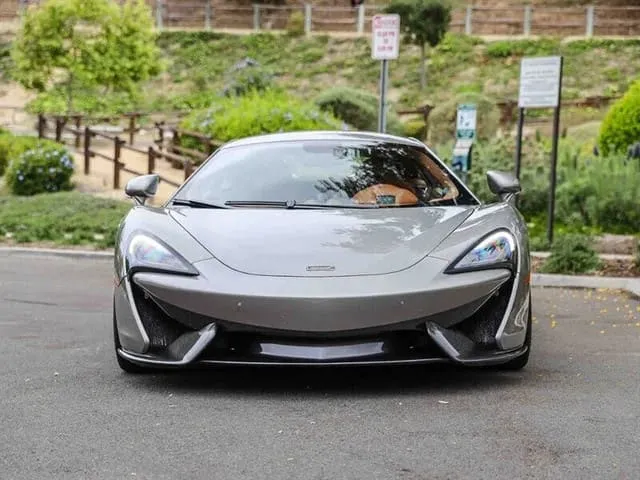McLaren 570S finished in silver, take 7