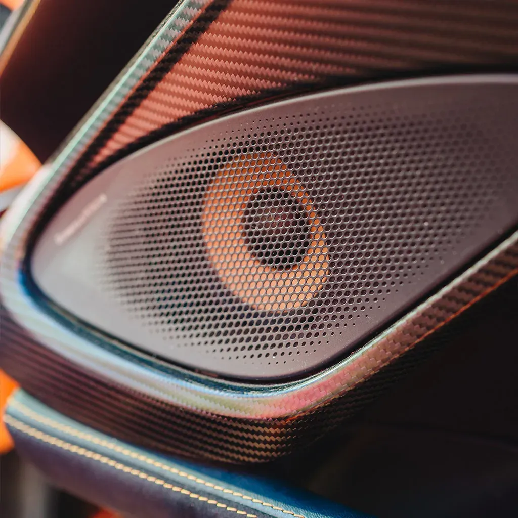 McLaren 570S Ventura finished in orange, take 11 McLaren 570S Ventura finished in orange, take 11