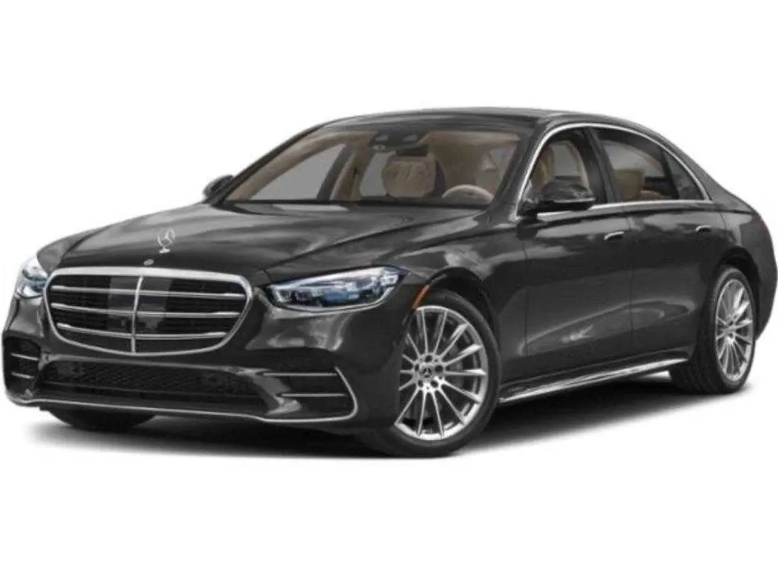 Mercedes-Benz S-Class finished in black, take 3