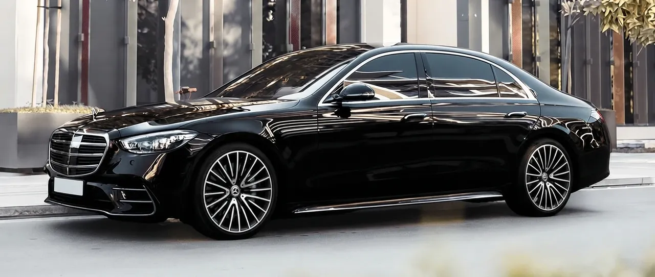 Mercedes-Benz S500 finished in black, bookable now Mercedes-Benz S500 finished in black, bookable now