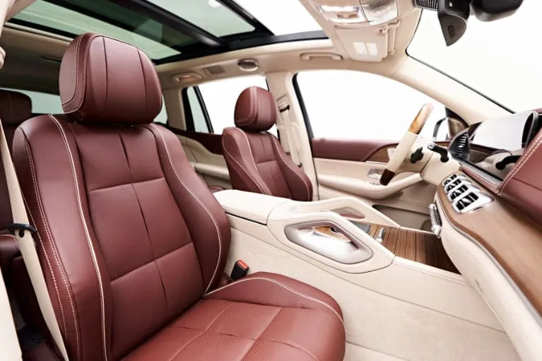 Mercedes-Maybach GLS 600 finished in black, take 3 Mercedes-Maybach GLS 600 finished in black, take 3