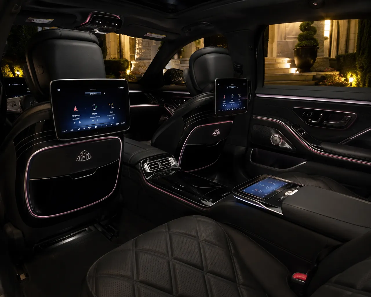 Mercedes Maybach S580 — Black, bookable now