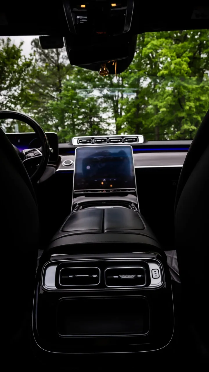 Mercedes Maybach S580 — Chrome, take 12