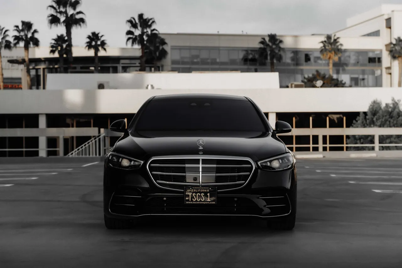 Mercedes S Class Black Mercedes S Class for wedding car rental