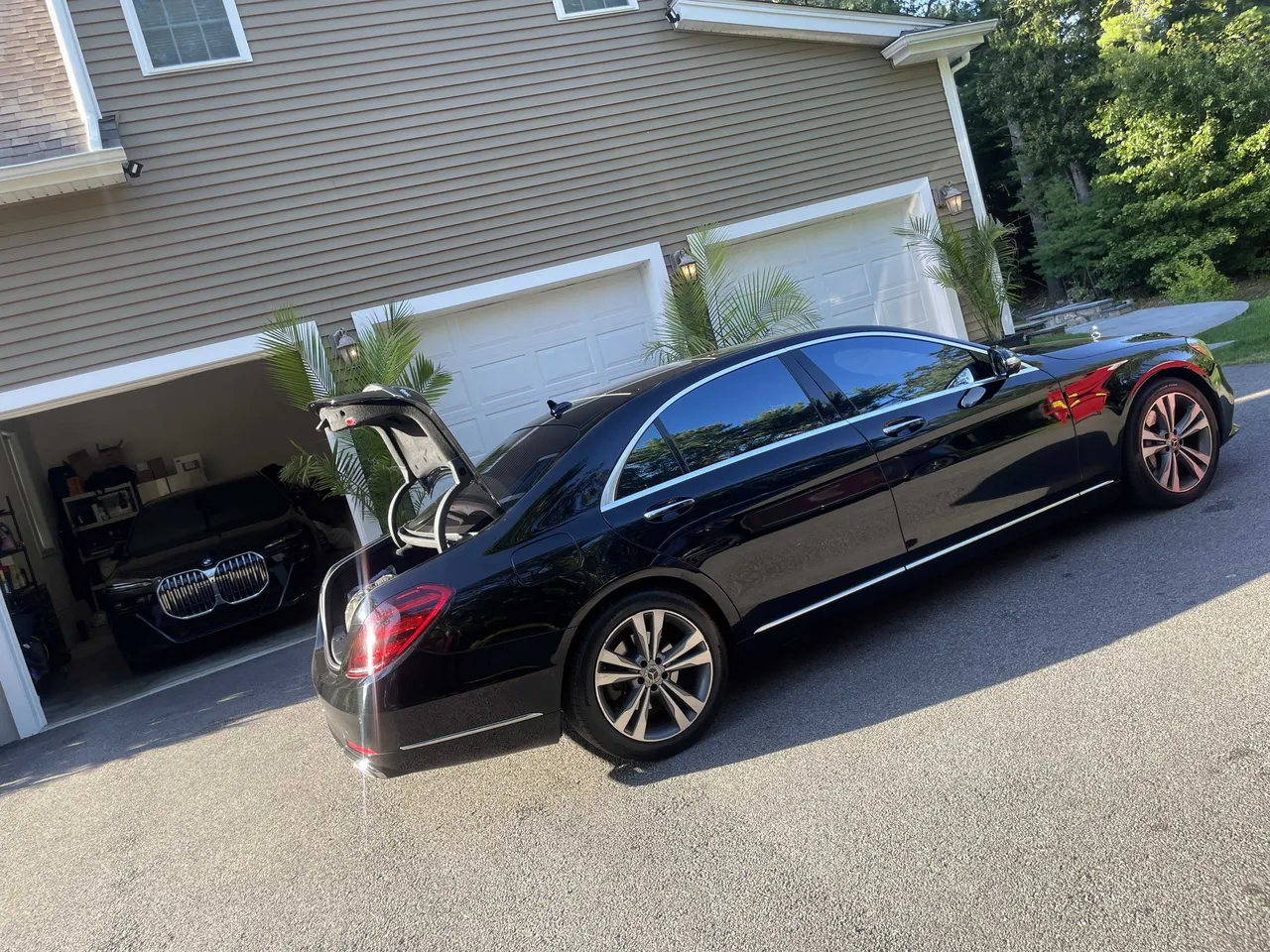 Black Mercedes-Benz S-Class for wedding car rental in Capitol Planning Region, CT